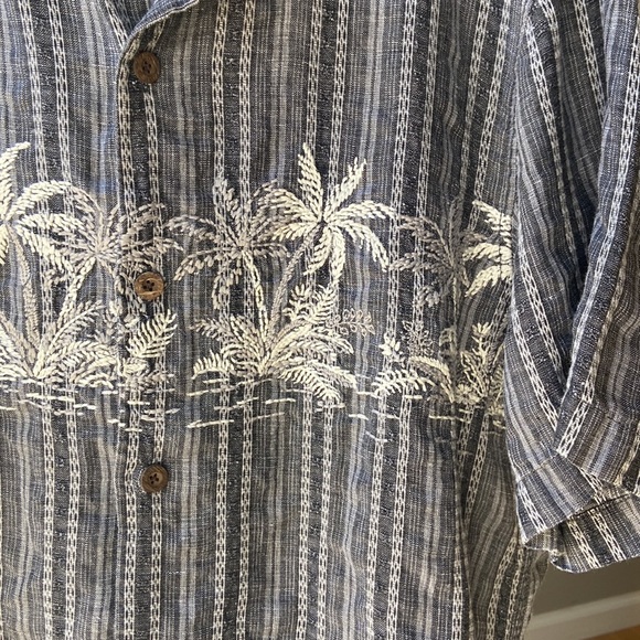 Tommy Bahama Linen Embroidered Palm Trees Button Front Short Sleeve Shirt - Picture 2 of 6